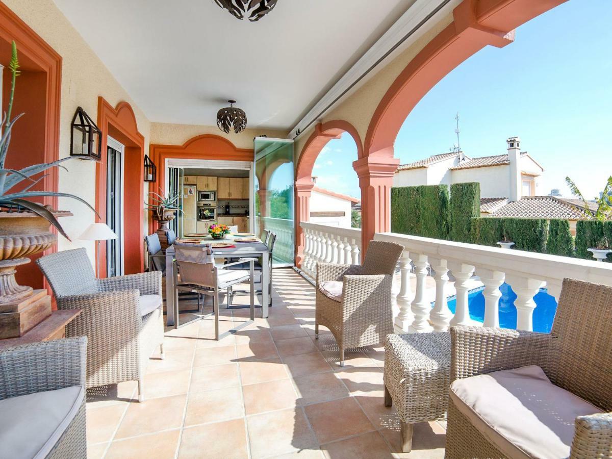 Villa Villa Albert By Interhome Calp Dış mekan fotoğraf